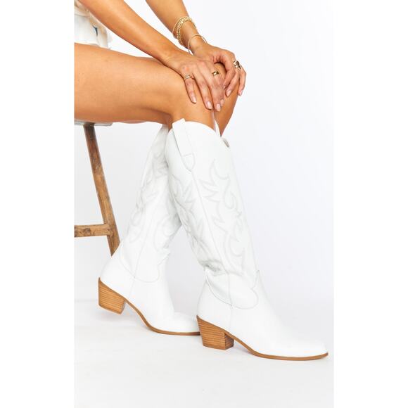 Show Me Your Mumu Billini Urson Cowboy Boots in White 7 - Picture 1 of 6